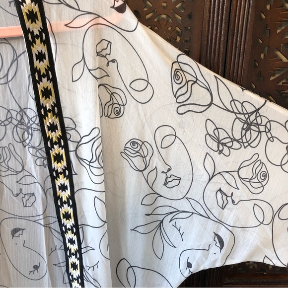 Longline Kimono Beach Cover-Up with Geometric Metallic Trim (Sukiso) - Picture 9 of 13